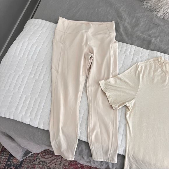 Fabletics Matching Set - Picture 3 of 6